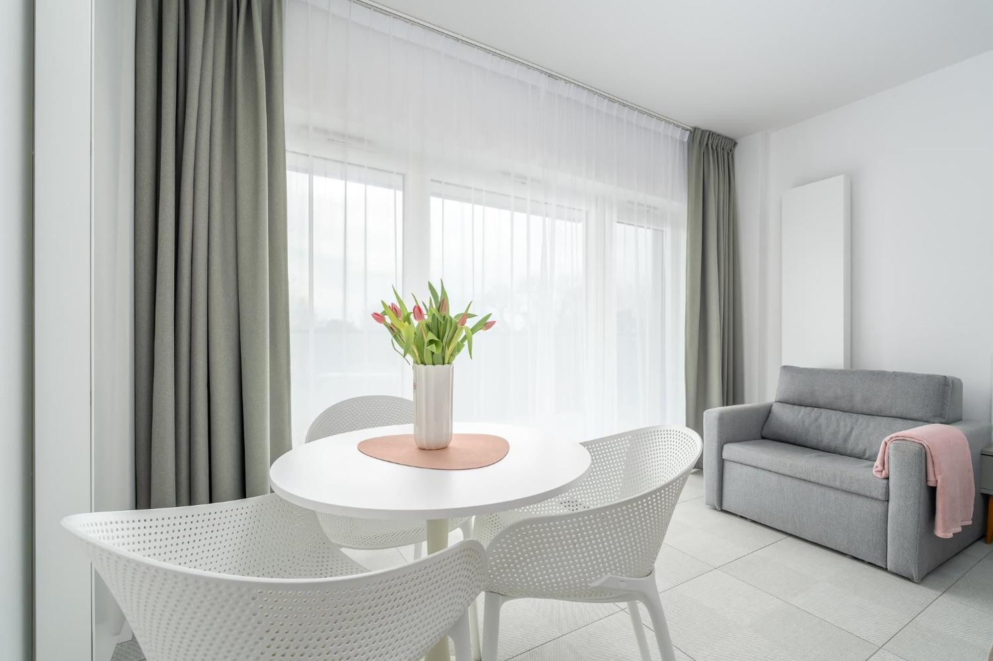 Your Holidays Aquamarina Prima Apartment